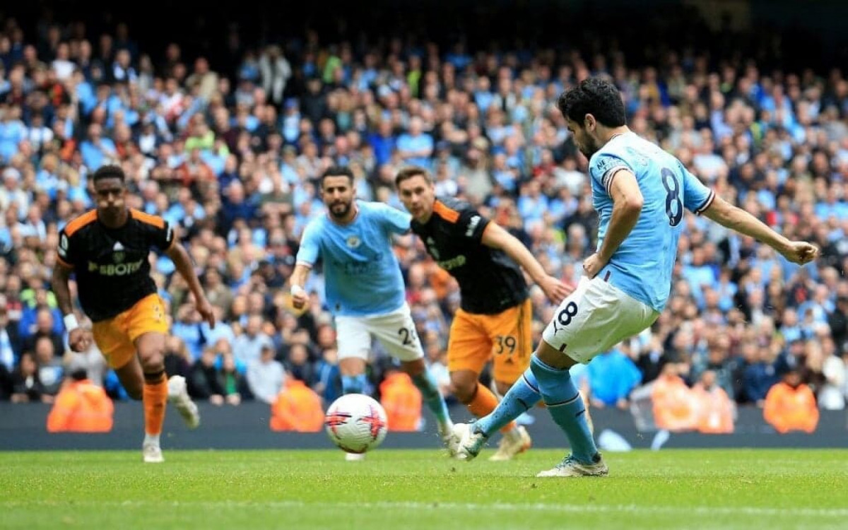 Gundogan marcou dois gols na partida e foi o destaque do Manchester City no jogo