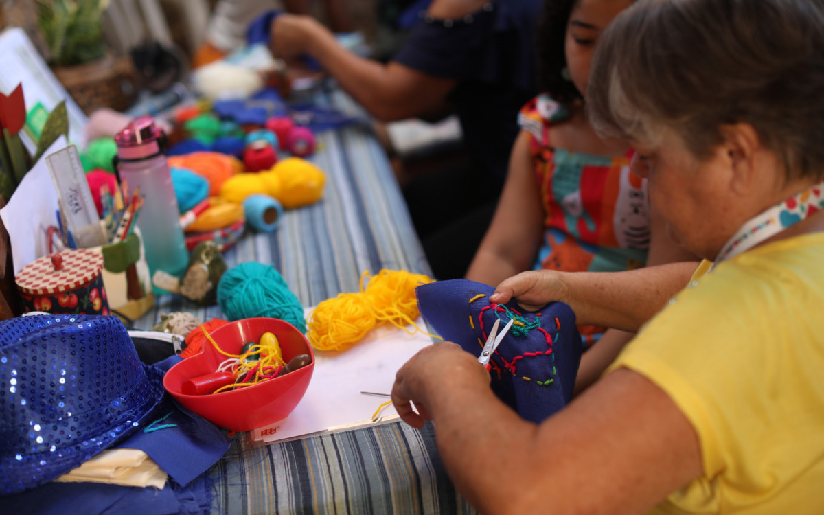 Feira Literária no Parque das Ruínas, em Santa Teresa, neste sábado(06).. Foto: Pedro Ivo/ Agência O Dia
