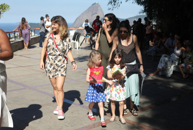 Feira literária tem primeiro dia movimentado em Santa Teresa