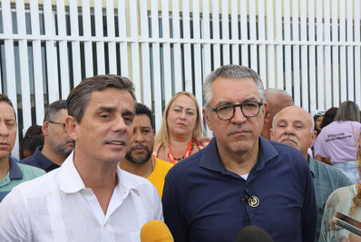 Ministro Alexandre Padilha conhece CEPT Itaipuaçu e hospital Dr. Ernesto Che Guevara