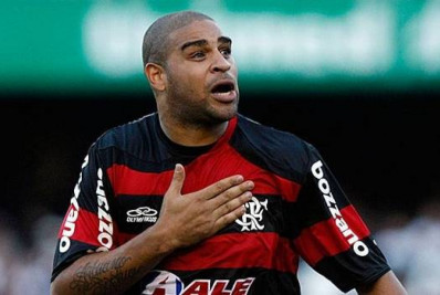 Primeiros nomes para jogo de despedida de Adriano Imperador são anunciados