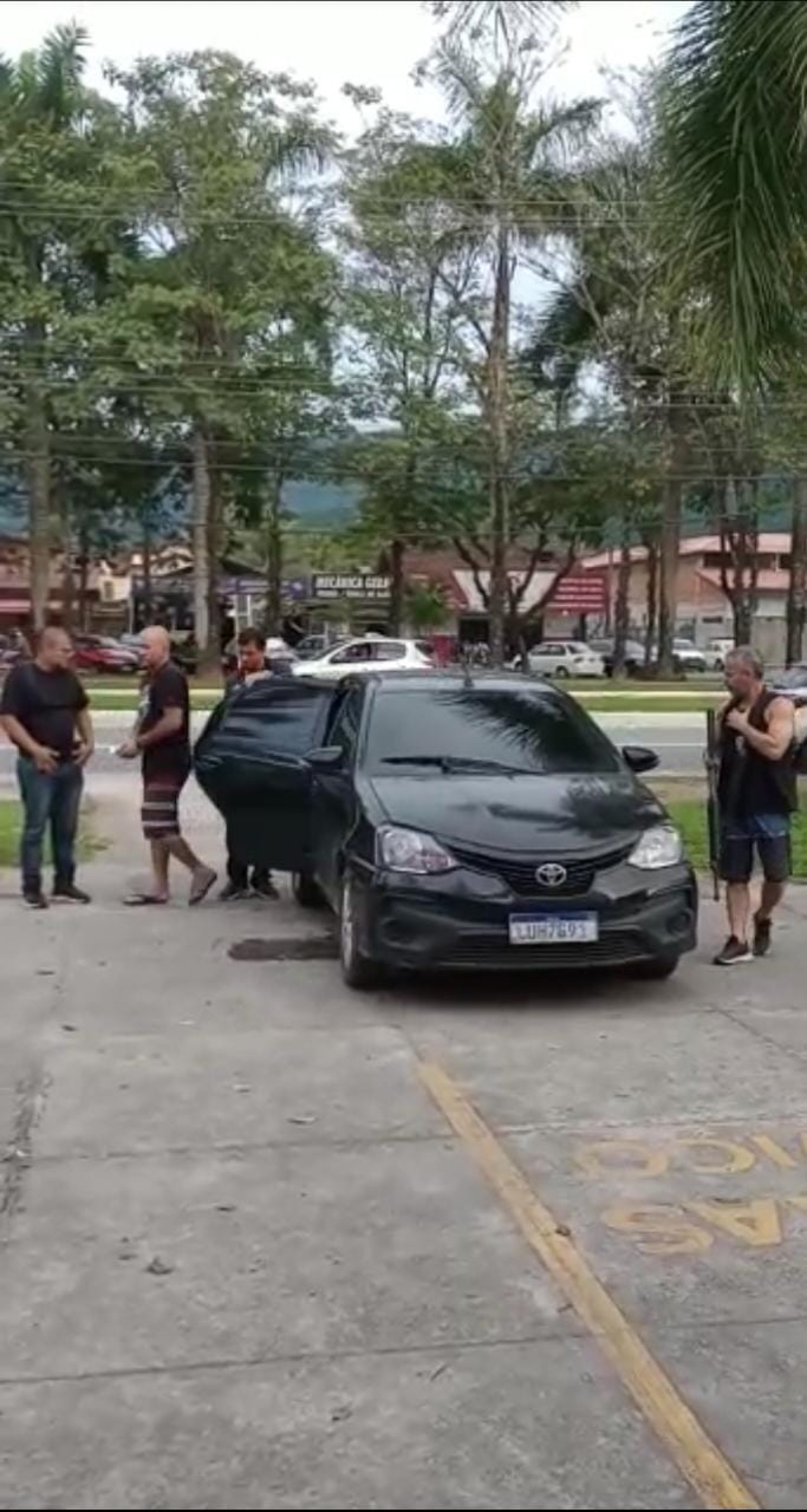 Policiais civis capturam foragido do sistema prisional de São Paulo escondido há 3 meses em Paraty.