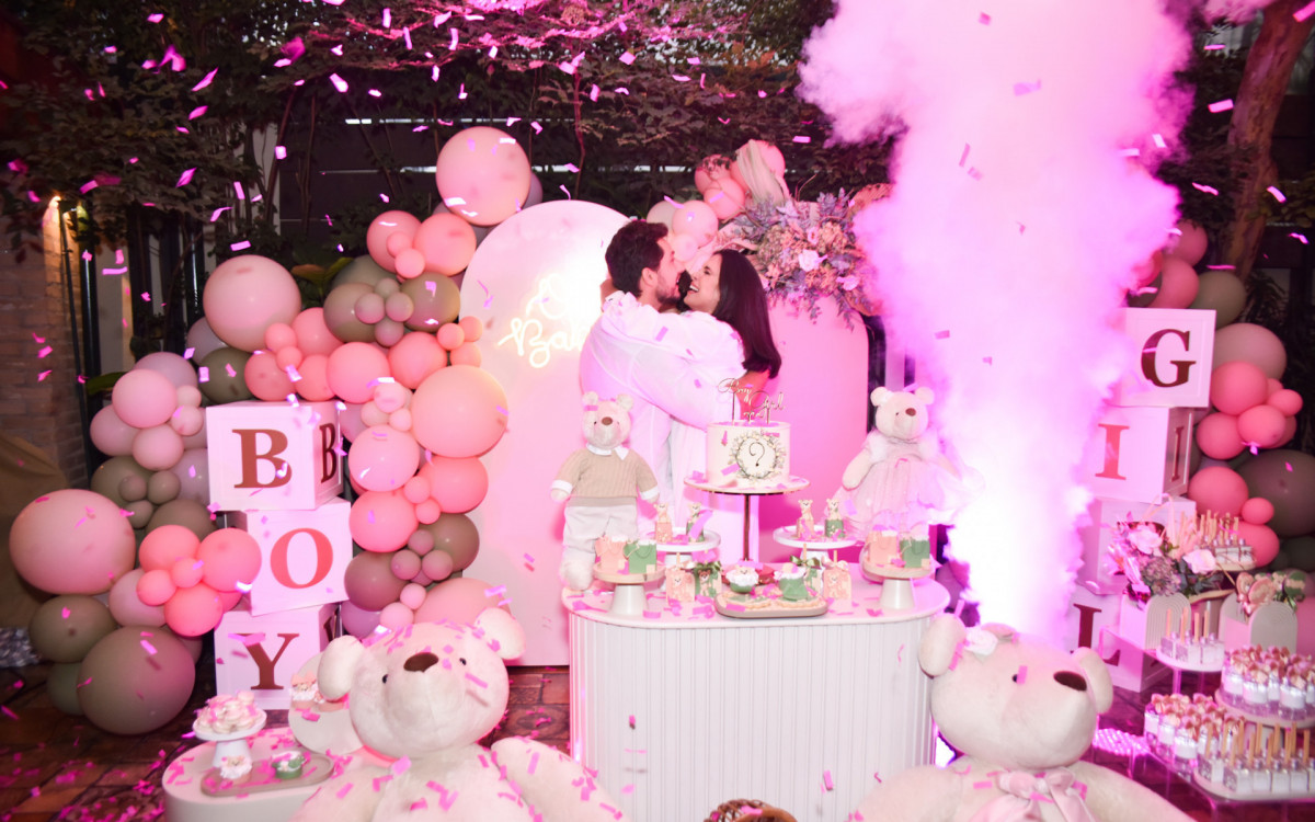 Kamilla Salgado e Elieser Ambrosio descobrem sexo do segundo filho 