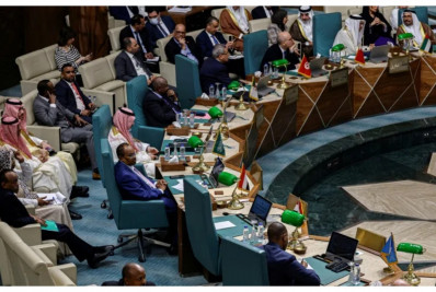 Liga Árabe readmite a Síria depois de 11 anos