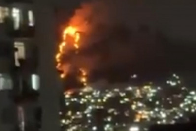 Incêndio atinge área de mata no Morro do Juramento