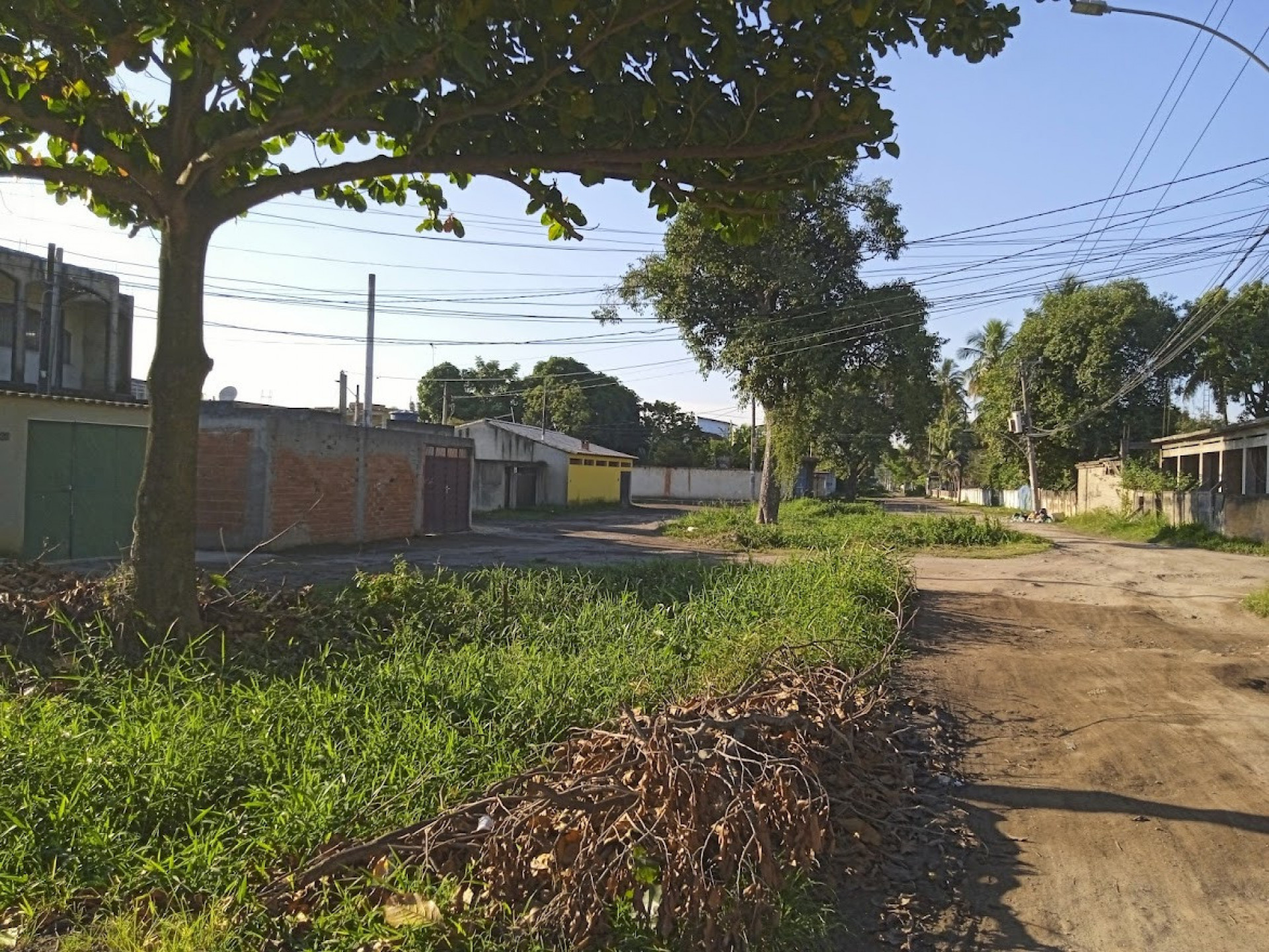 Transtornos na Estrada São Domingos Sávio, no Bairro de Santa Cruz - Arquivo pessoal