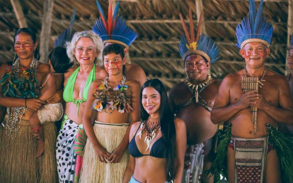 Kerline Cardoso em viagem para Manaus - Foto divulgação