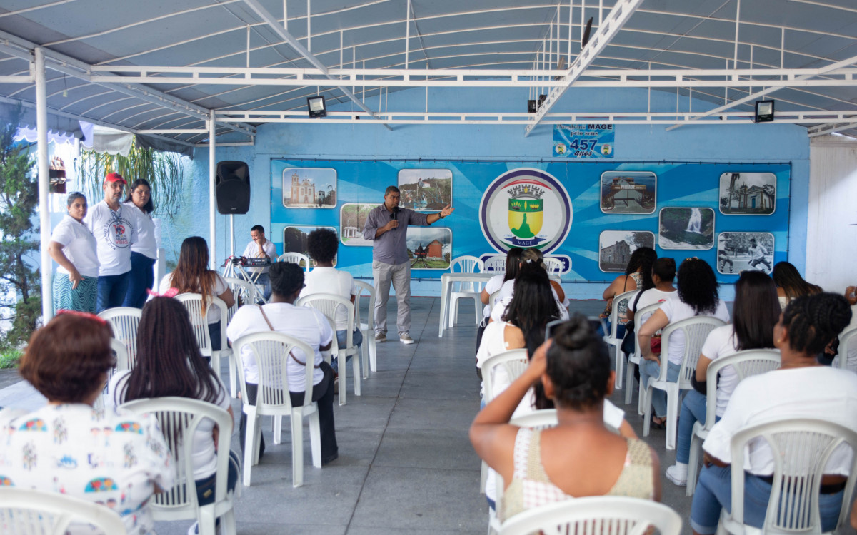 Mag&eacute; qualifica t&eacute;cnicos em agentes comunit&aacute;rios e de endemias - R&ocirc;mulo Barbosa/Divulga&ccedil;&atilde;o