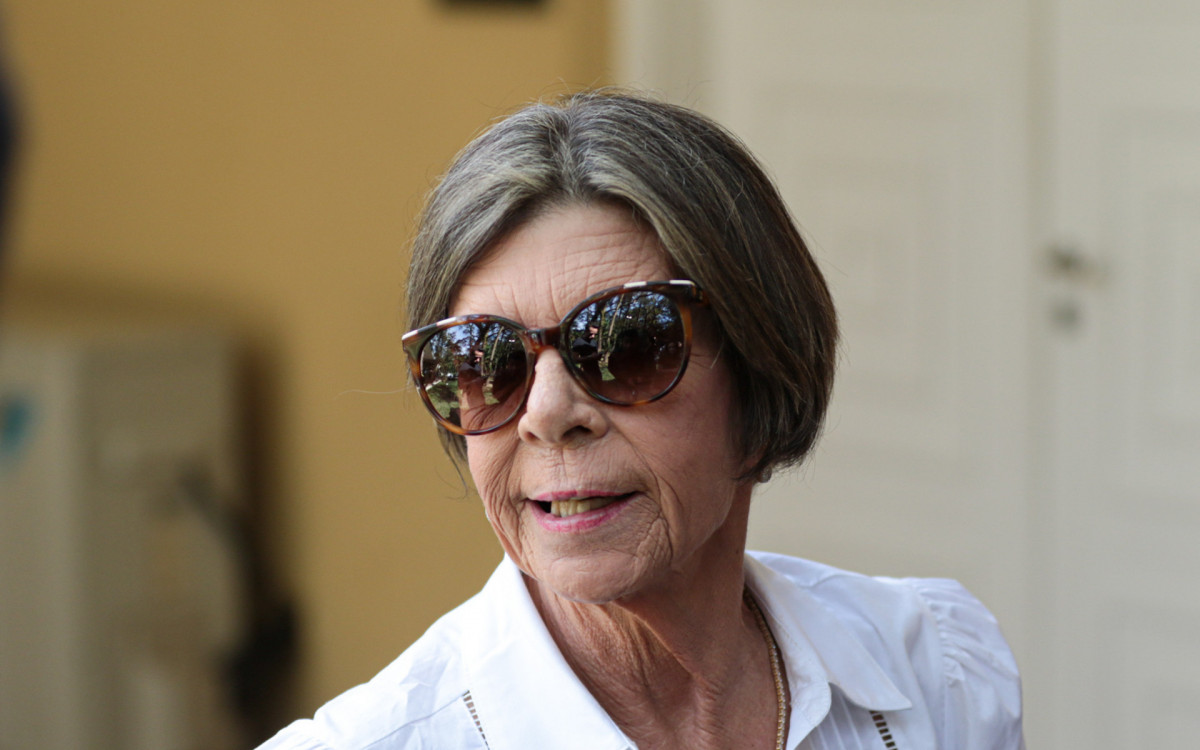 Nancy, filha de Palmirinha, no velório da cozinheira - Van Campos / Ag. News