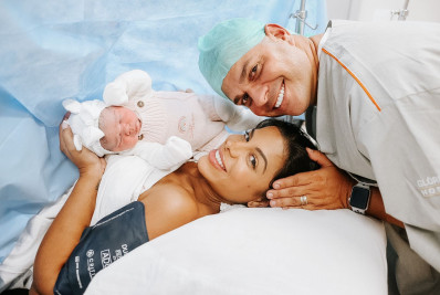 Evelyn Regly revela que a filha nasceu com icterícia