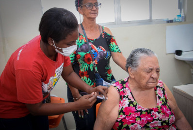 'Dia D' em Belford Roxo disponibilizou 50 mil doses de vacinas para ampliar a cobertura