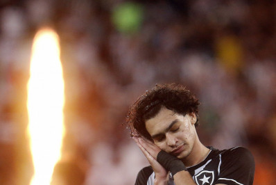 Entenda a comemoração de Matheus Nascimento na vitória do Botafogo