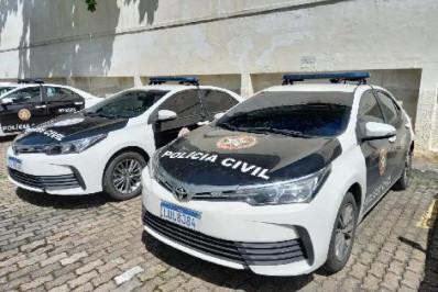 Deam de Belford Roxo prende homem acusado de agredir ex-companheira