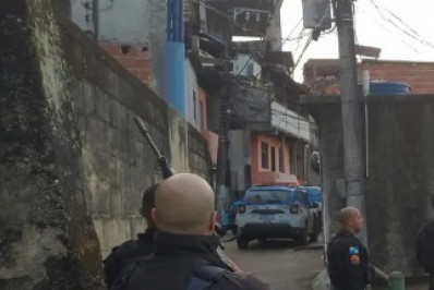 Polícia Militar nos morros para combater a criminalidade em Angra