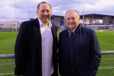 John Textor cita pedidos para demitir Luís Castro no Botafogo: 'Hoje o amam e pedem desculpas'