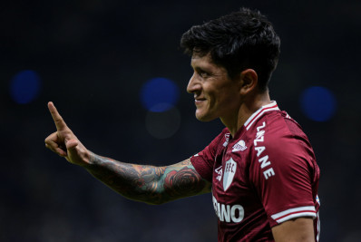 Diante do Corinthians, ataque do Fluminense tenta quebrar jejum inédito sob o comando de Diniz