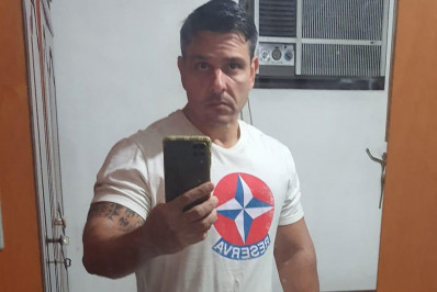 Corpo de homem morto por bala perdida em Senador Camará é sepultado na Zona Oeste