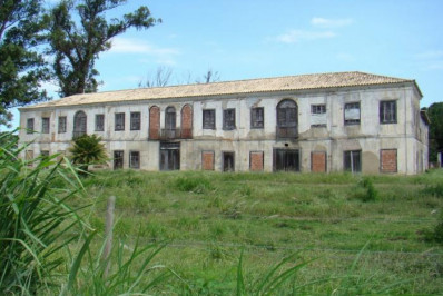 Restauração de patrimônio histórico é alinhavada com empresa do complexo portuário do Açu