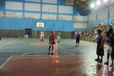 Angra Heatwaves se isola na Copa Angra Odontorise de Basquete