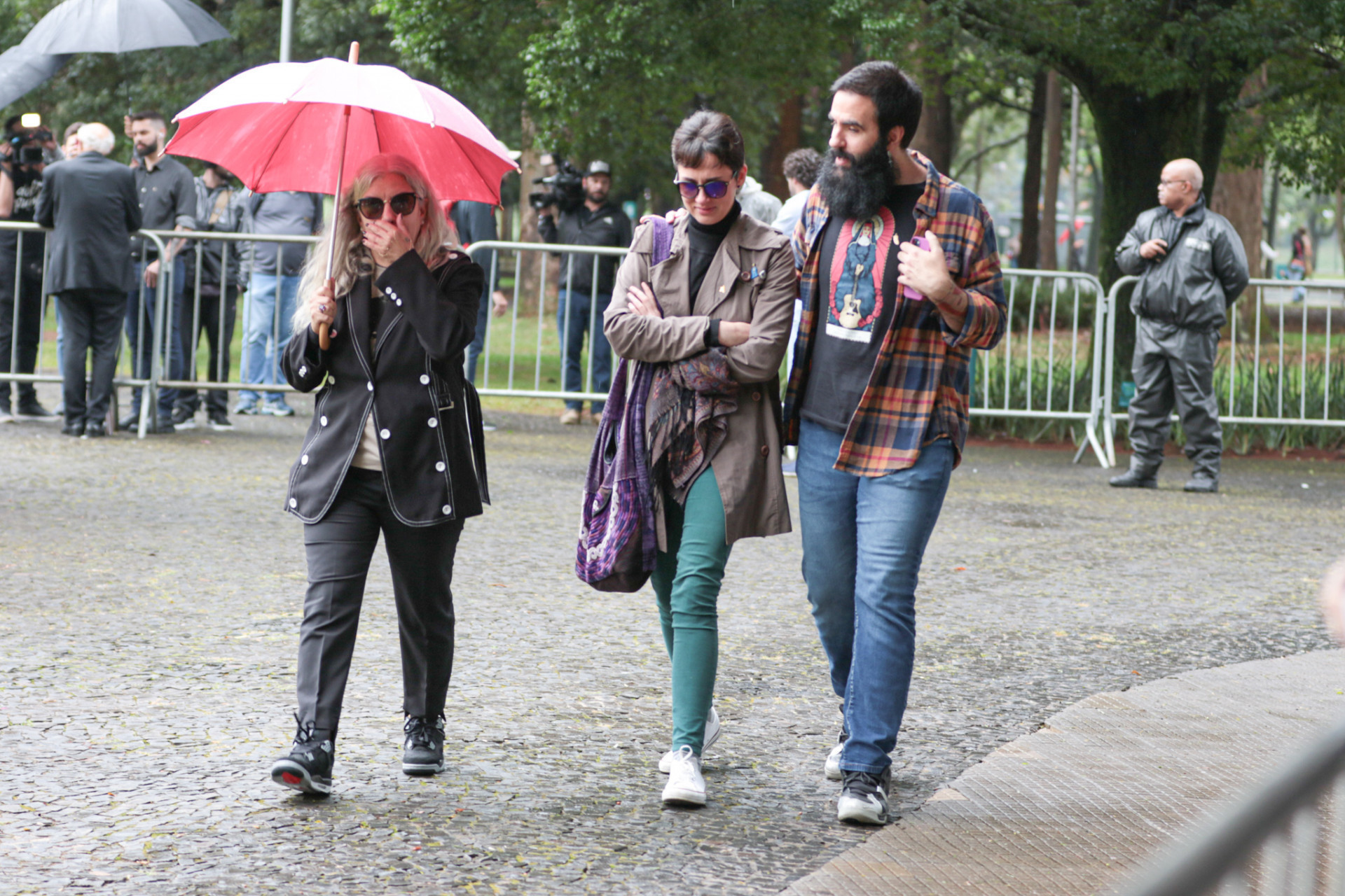 Astrid Fontenelle chega ao velório de Rita Lee - Van Campo/Ag. News