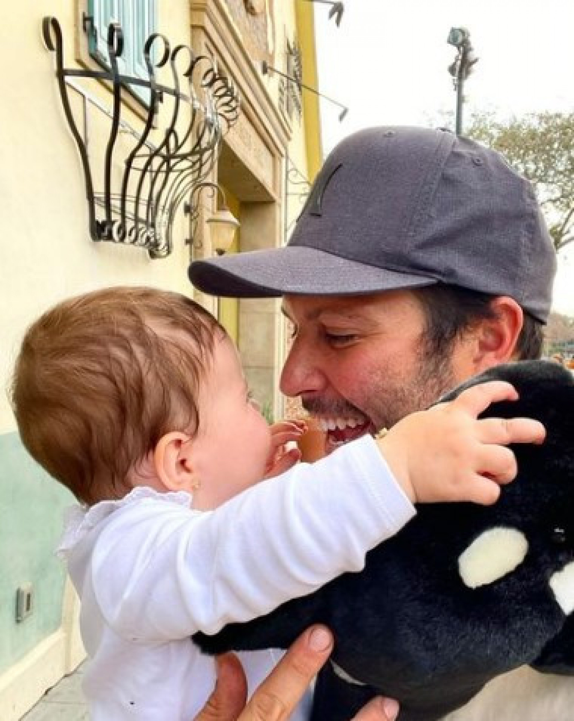 Gustavo Leão fez declaração de amor no aniversário de 1 ano de Sophie - Reprodução/Instagram