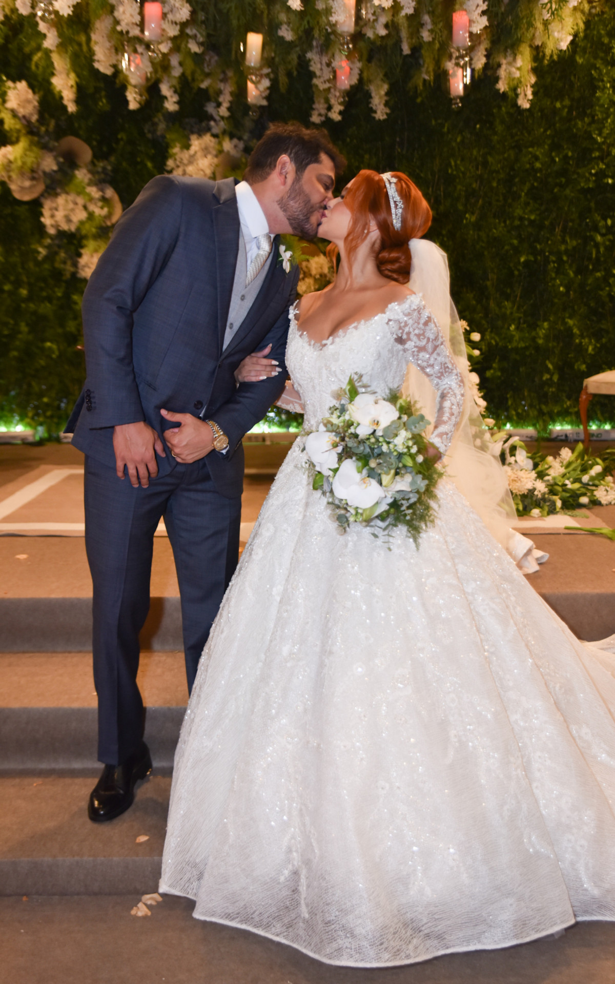 Mirela Janis e Yugnir se casam em João Pessoa