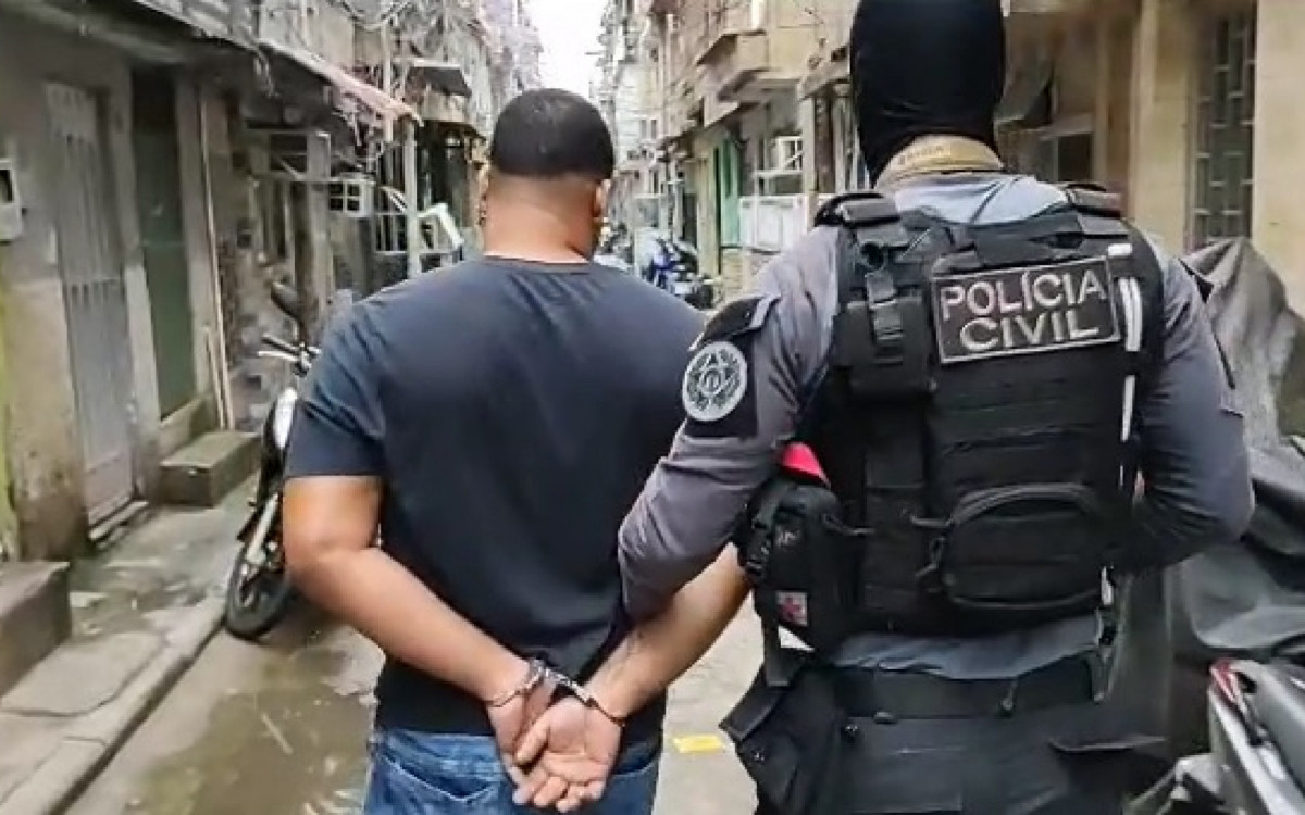 No total, 11 suspeitos foram presos na operação, incluindo o braço direito do traficante Motoboy - Divulgação