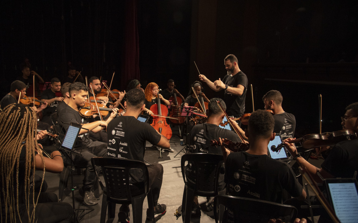 A Orquestra Maré do Amanhã, composta por alunos do Complexo de Favelas da Maré, fará turnê em Portugal em julho de 2023 - Julio Moreira / Orquestra Maré do Amanhã