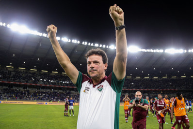 Diniz exalta Fábio e acalma torcedores do Fluminense sobre lesão de Alexsander: 'Não é grave'