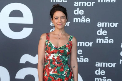 Autora de 'Amor de Mãe' lança 'Diário da Dona Lurdes' em evento com Regina Casé