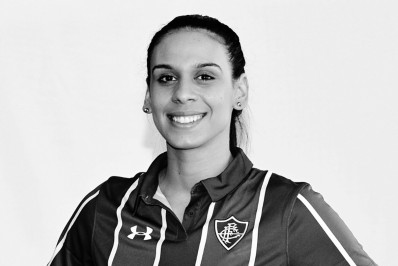 Jogadora de vôlei ex-Fluminense e Seleção morre aos 29 anos vítima de câncer