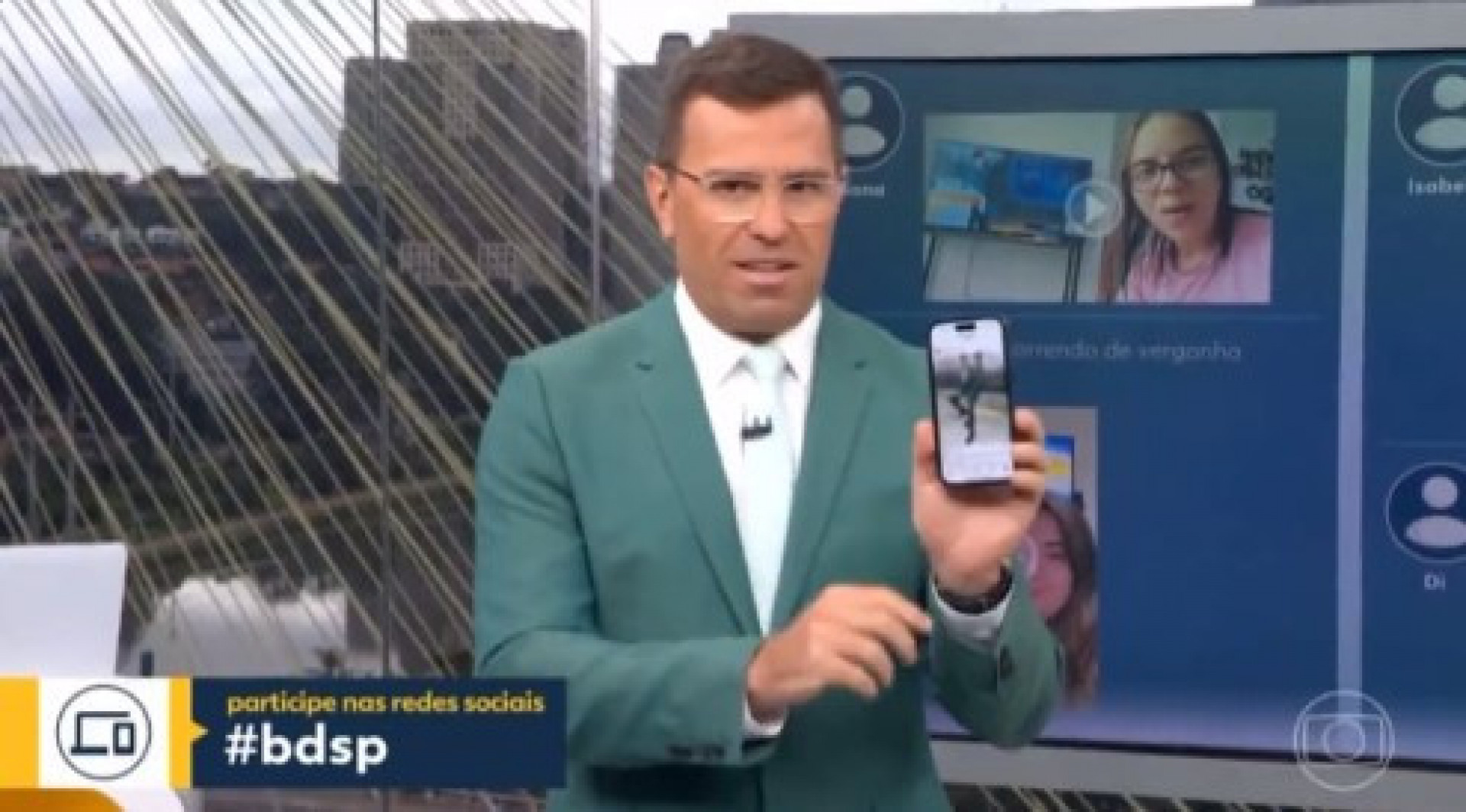 Rodrigo Bocardi comenta sobre terno usado no 'Bom dia São Paulo' - Reprodução/Globo