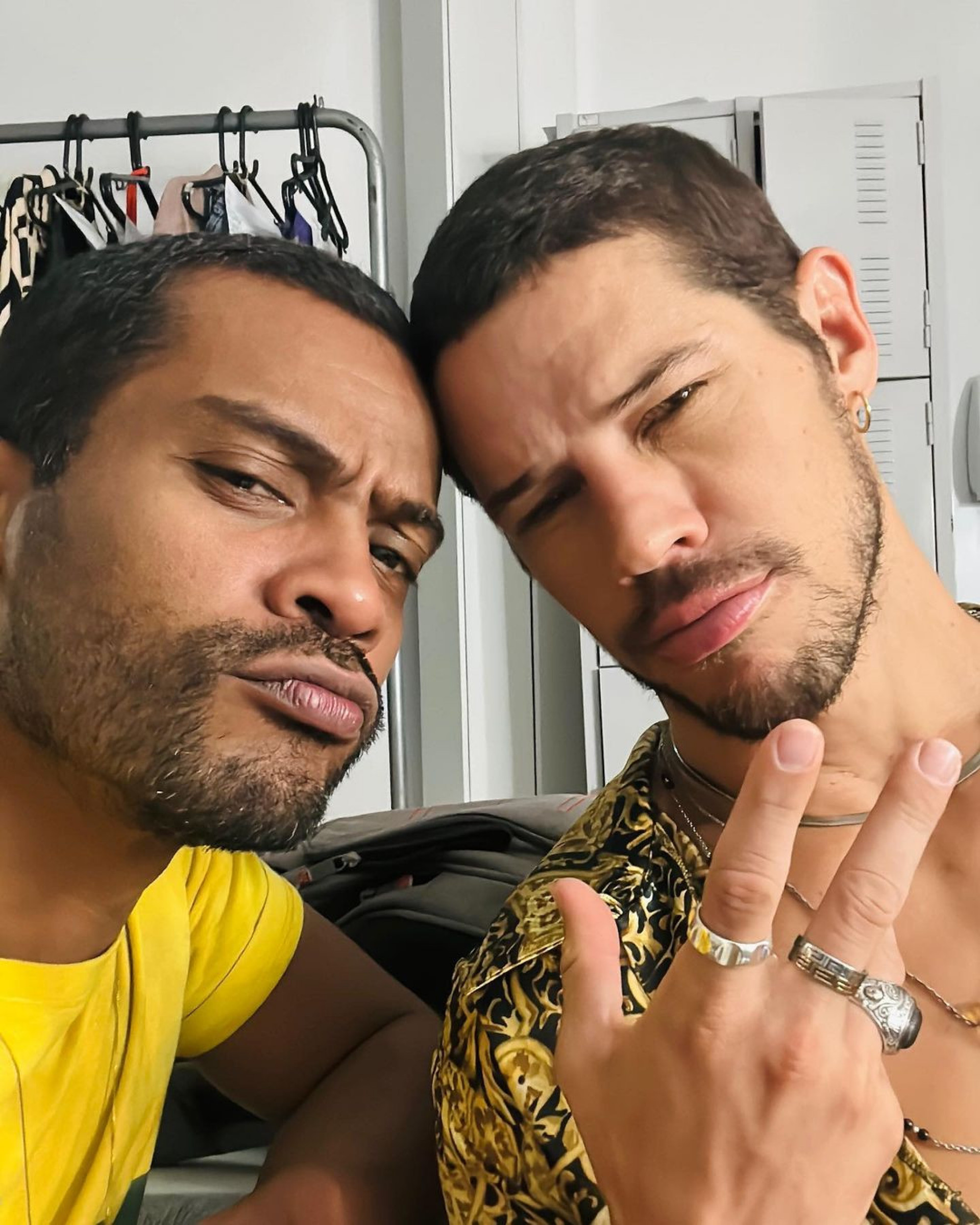Samuel de Assis e José Loreto nos bastidores de 'Vai na Fé' - Reprodução Internet