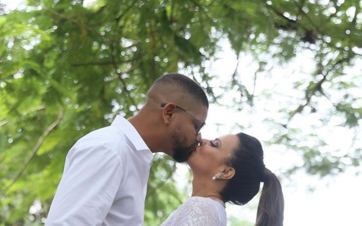 Viviane Ara&uacute;jo e Guilherme Milit&atilde;o
