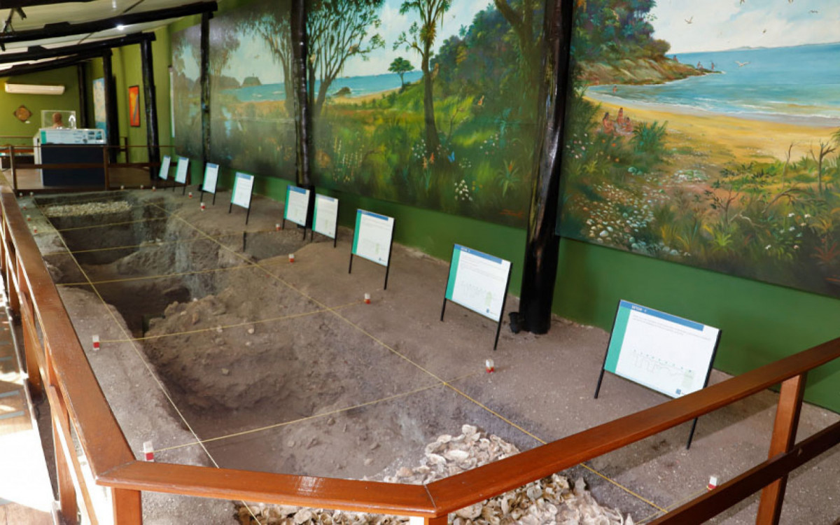 O Museu de sitio Arqueol&oacute;gico Sambaqui da Tarioba fica nas depend&ecirc;ncias da casa de Cultura, no Centro