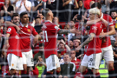 Manchester United vence o Wolverhampton e se recupera no Campeonato Inglês