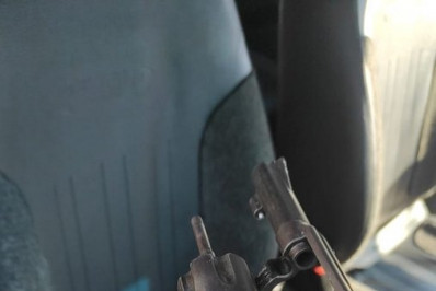 Foragido da justiça é preso após tentativa de fuga em Meriti