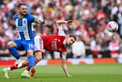 Arsenal perde para o Brighton e se complica de vez na briga pelo título da Premier League