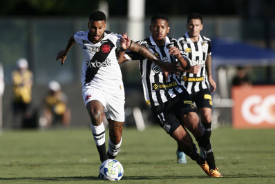Vasco perde para o Santos e chega ao quinto jogo seguido sem vencer no Brasileirão