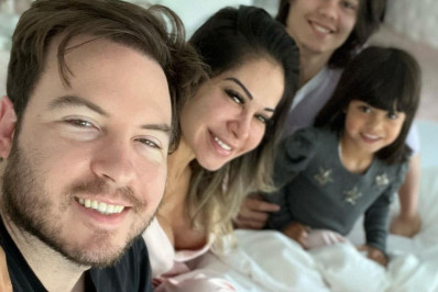 Maíra Cardi ganha surpresa de Dia das Mães e se declara: 'Tanto amor'