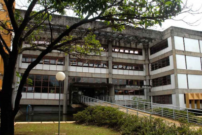 Jovem de 18 anos afirma ter sido estuprada em festa na UFMG