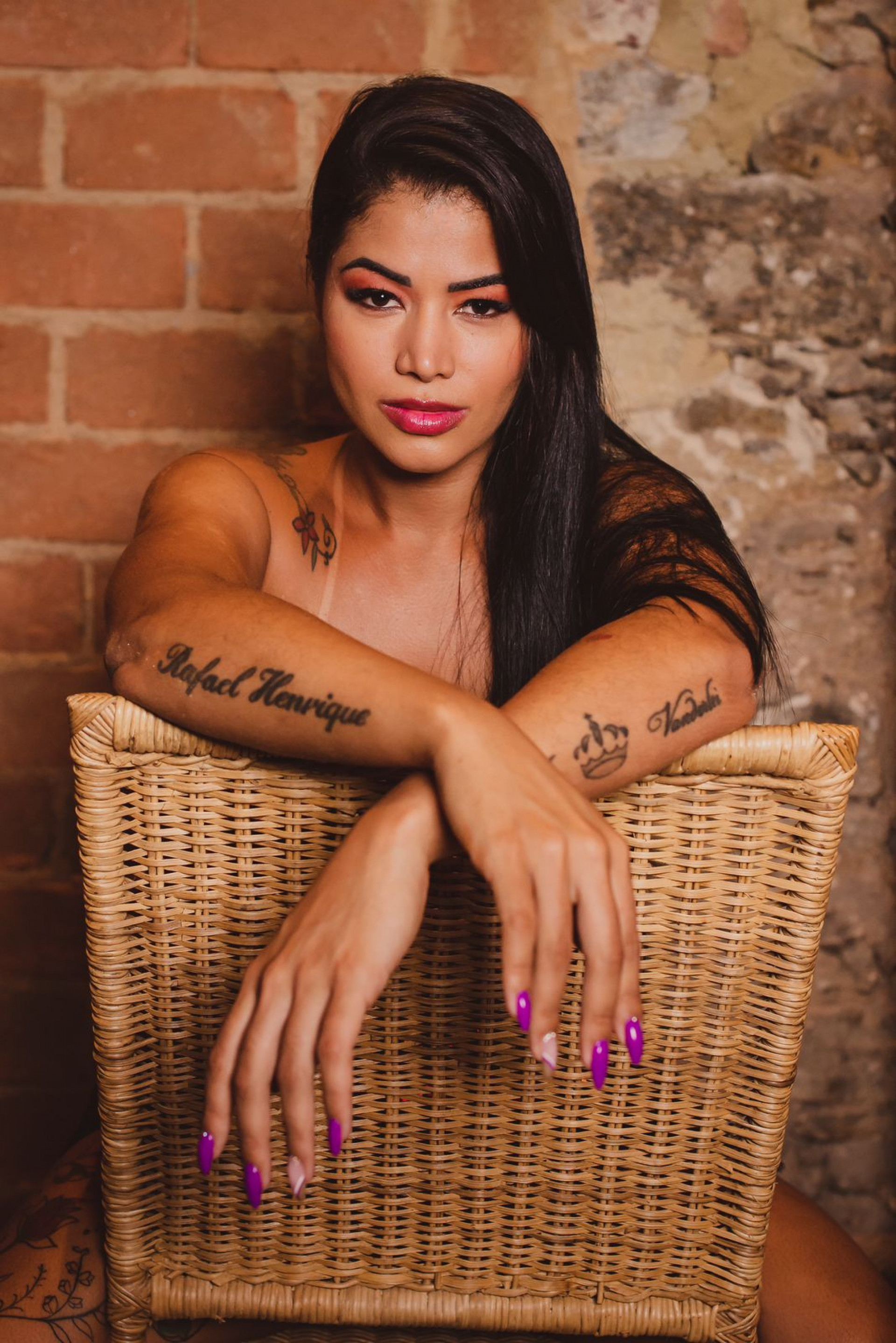 Bia Fernandes expõe homens casados que oferecem programa - Foto divulgação