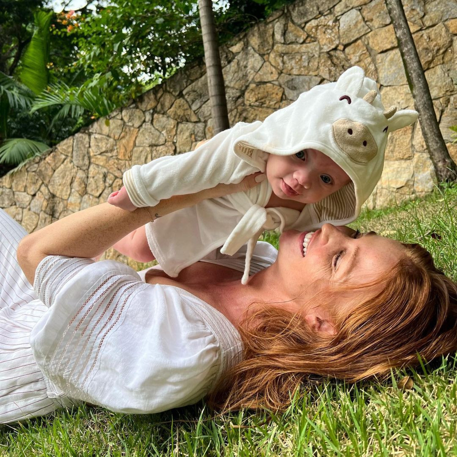 Cintia Dicker comemora primeiro Dia das Mães com a filha, Aurora - Reprodução/Instagram