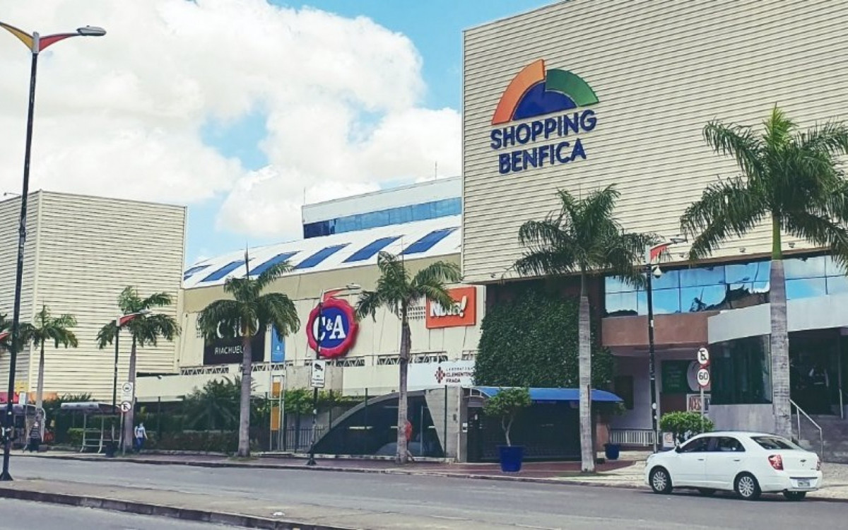 Shopping Benfica fica localizado em Fortaleza, no Cear&aacute;