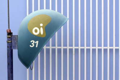 Prefeitura solicita à Oi remoção dos orelhões do Centro Histórico