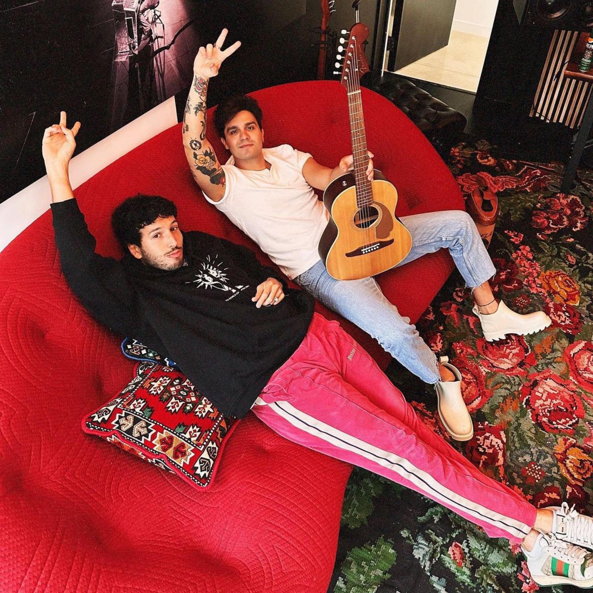 Luan Santana e Sebastián Yatra em um estúdio em Miami - Reprodução/Instagram