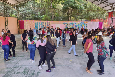 Escola Municipal realiza I Gincana das Mães em Areal