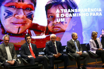 Lula altera regras de acesso a documentos com sigilo de 100 anos