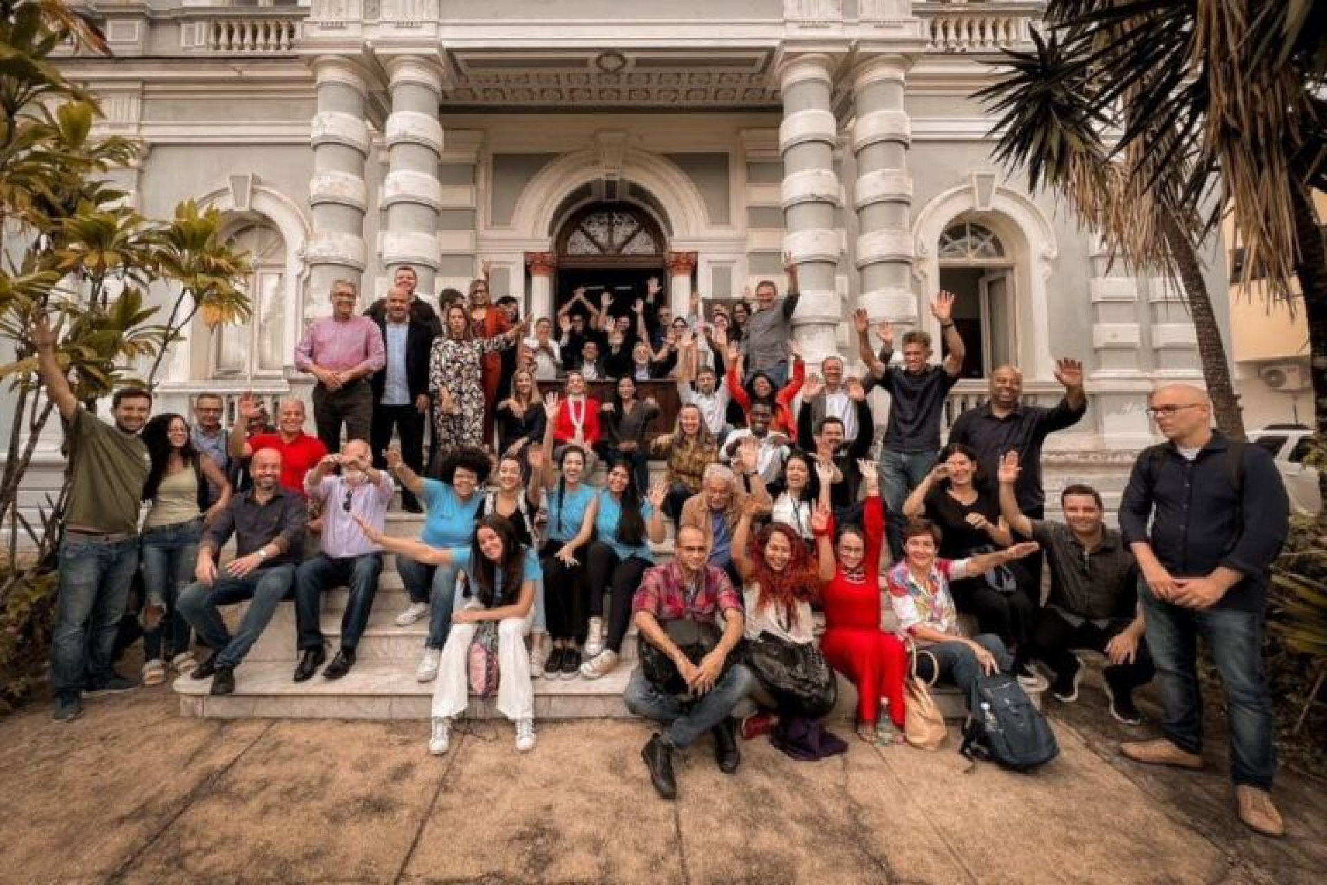 Comunidade comemora a doação do imóvel onde funciona o Polo Nova Friburgo para a UFF - Divulgação