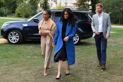 Príncipe Harry e Meghan sofrem perseguição de carro 'quase catastrófica' pelas ruas de Nova York